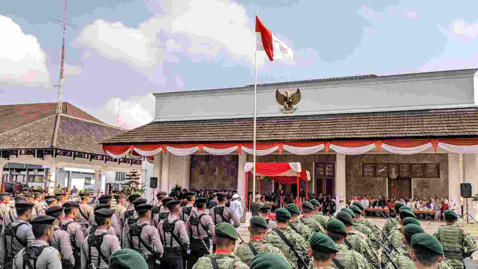 Dandim Ciamis Pimpin Upacara Hut Ke Tni