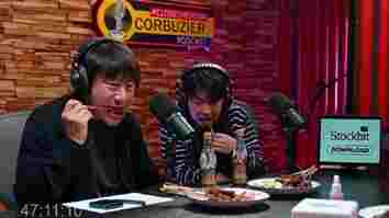 Shin Tae-yong Makan Sate Kambing di Podcast Deddy Corbuzier, Begini Reaksinya
