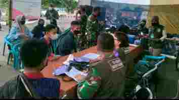 TNI dan Karang Taruna di Tasikmalaya Buka Gerai Vaksin