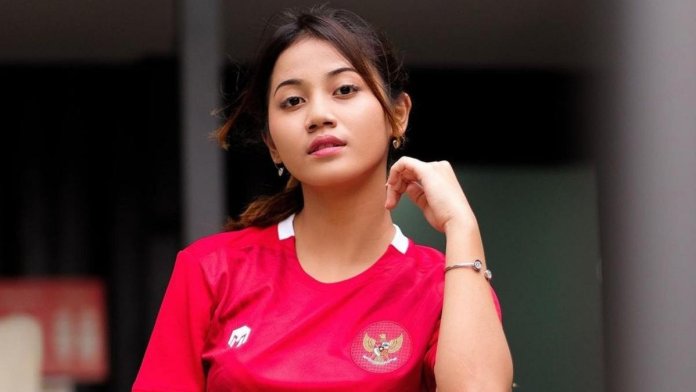 Mengenal Shafira Ika Putri Kartini, si Cantik Bek Timnas Putri Indonesia