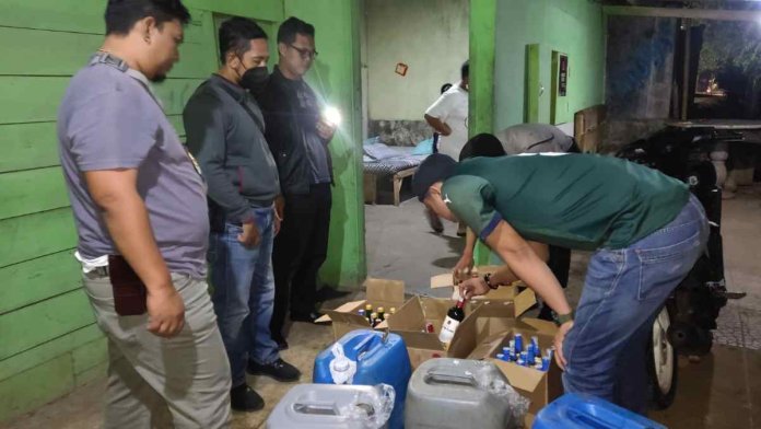 Polres Banjar Sita Puluhan Botol Miras Saat Operasi Pekat Lodaya